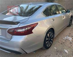 نيسان ألتيما